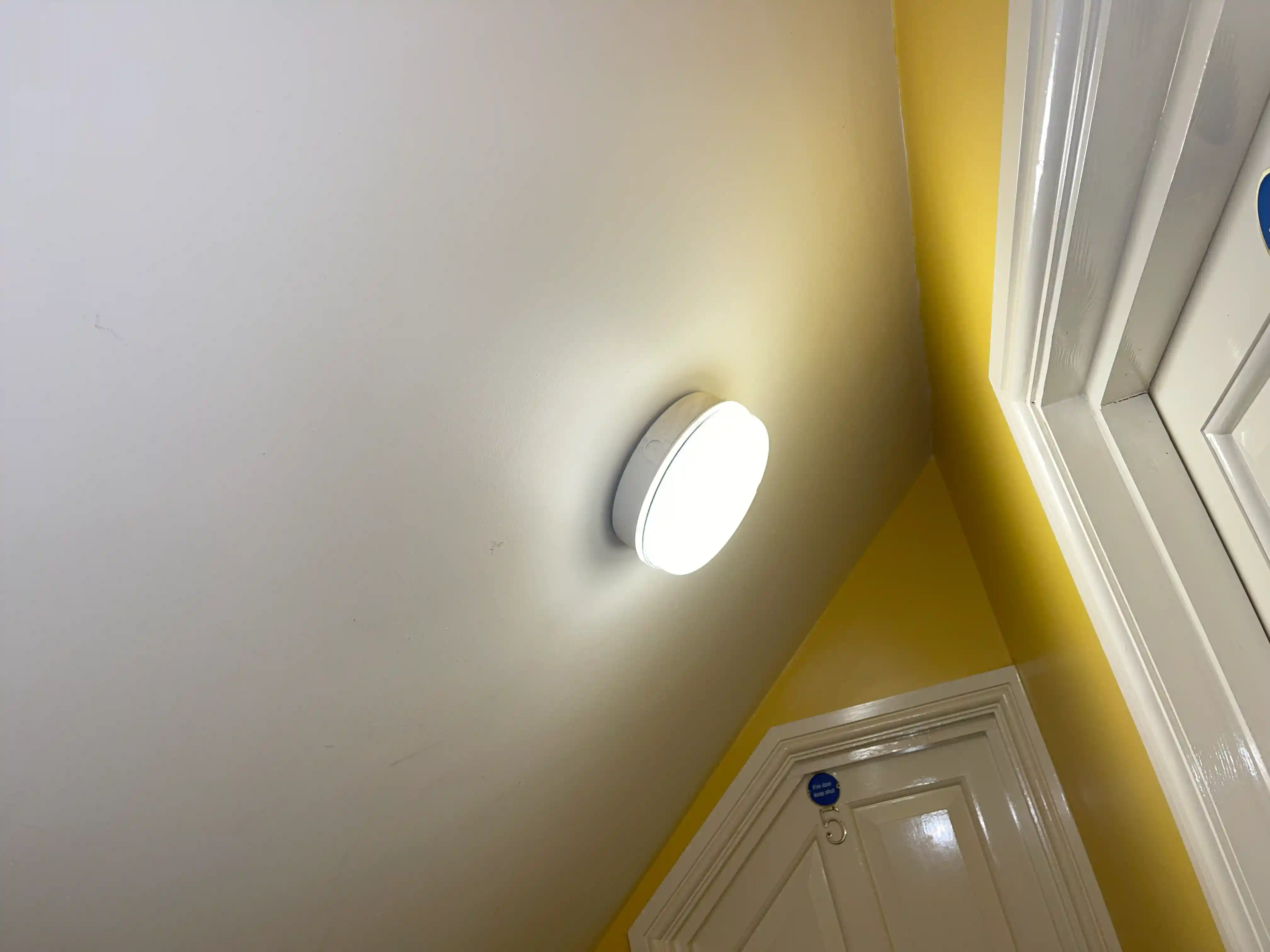 24 Hours Emergency Electrician near Aldershot